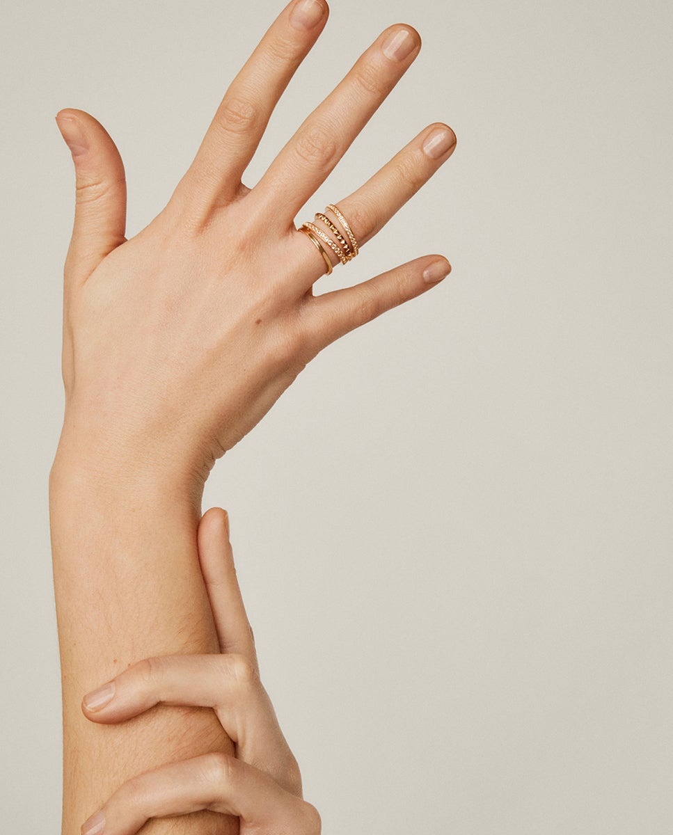 Anel Multibraço de Prata 925 Banhada em Ouro Amarelo de 18k com Relevo e Topázios Brancos Branco-4