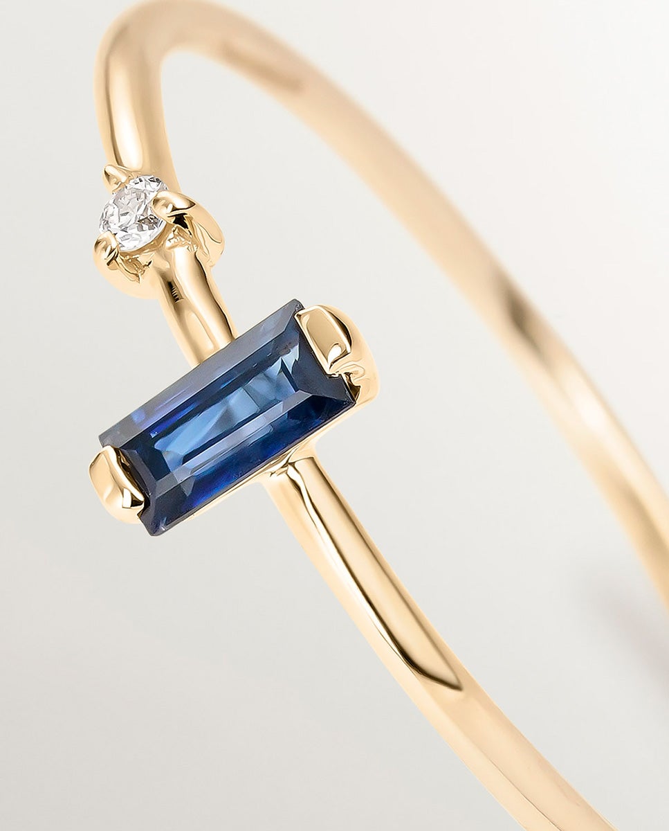 Anel Solitário de Ouro Amarelo de 9k com Safira Azul e Diamante Azul-5