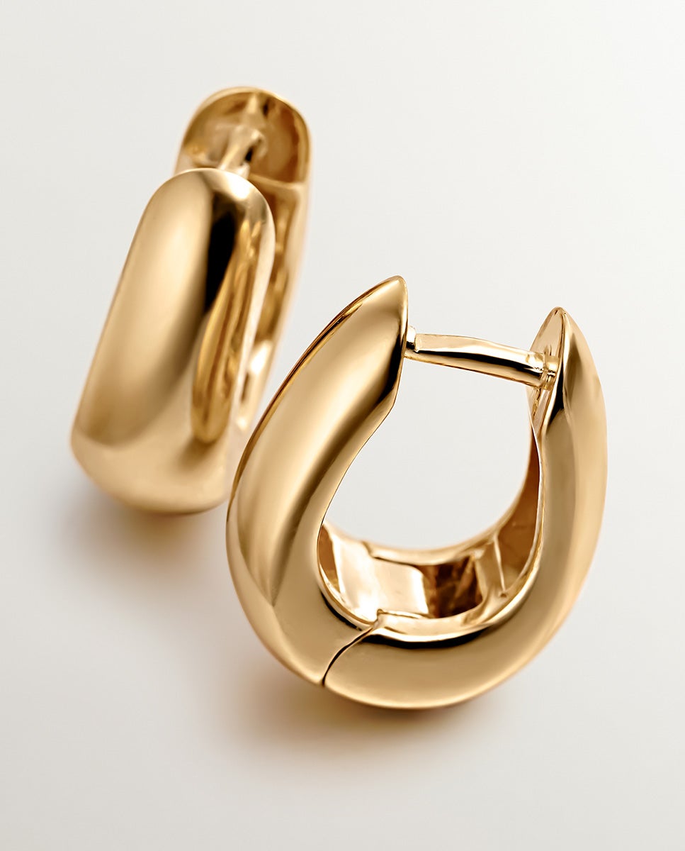 Brincos de Aro Médios Grossos em Prata 925 com Banho em Ouro Amarelo de 18k com Forma Ovalada Ouro-5
