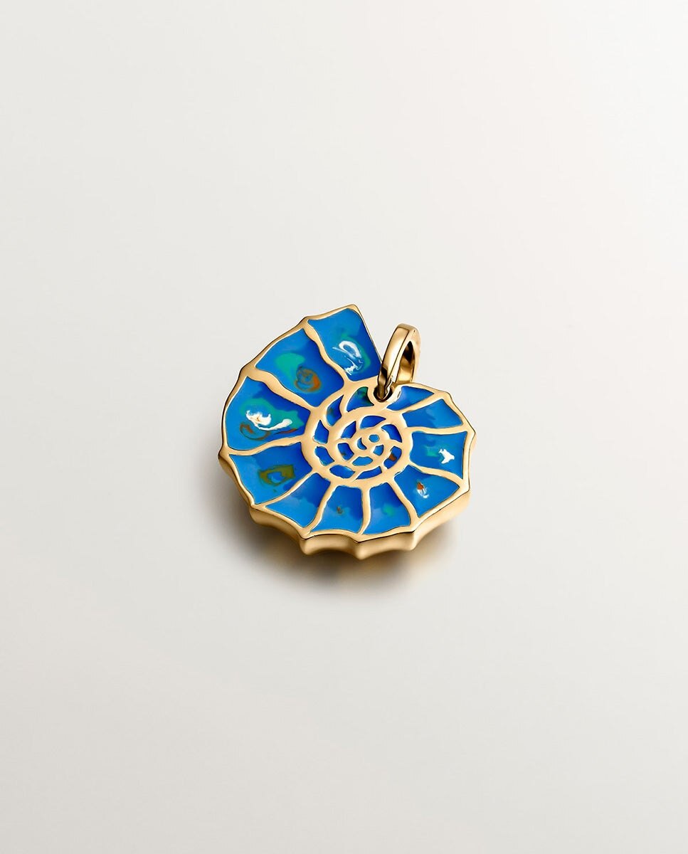 Imagem 0 de Charm de Prata 925 Banhada em Ouro Amarelo de 18k com Esmaltado Azul e Topázios Brancos com Forma de Caracola