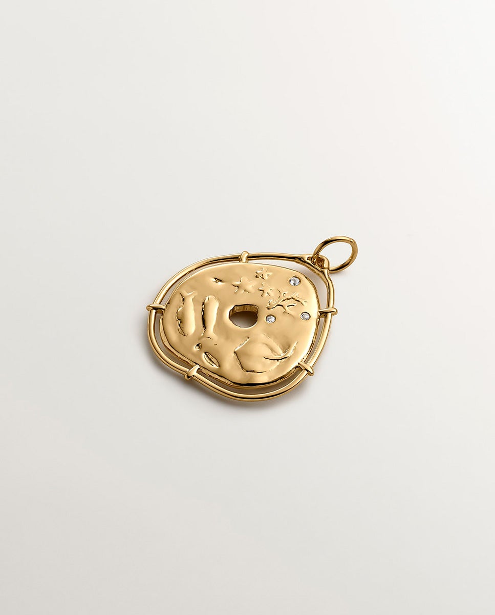 Charm de Prata 925 Banhada em Ouro Amarelo de 18k com Forma de Medalha Irregular e Topázios Brancos Branco-1