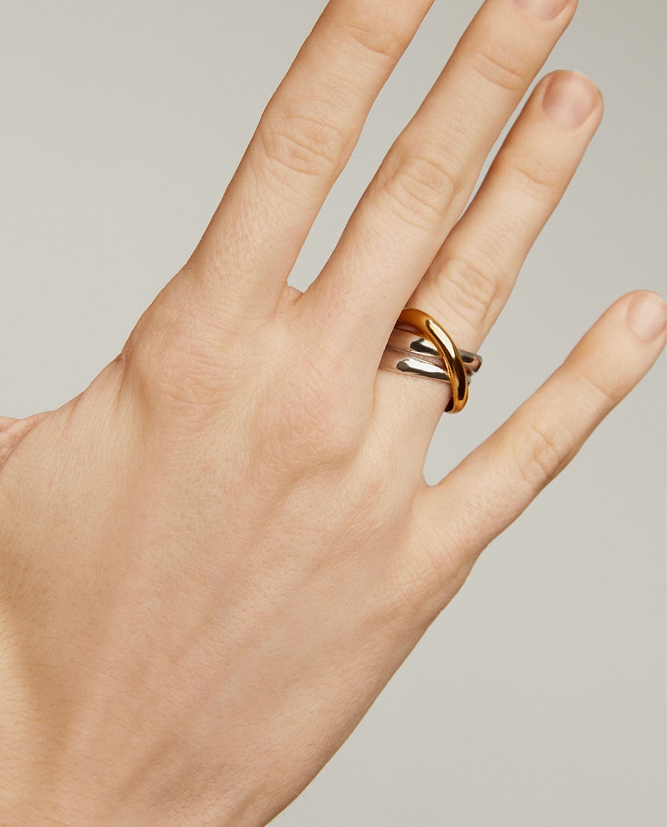 Anel Largo Triplo Cruzado Bicolor de Prata 925 e Prata 925 Banhada em Ouro Amarelo de 18k Multicolor-2