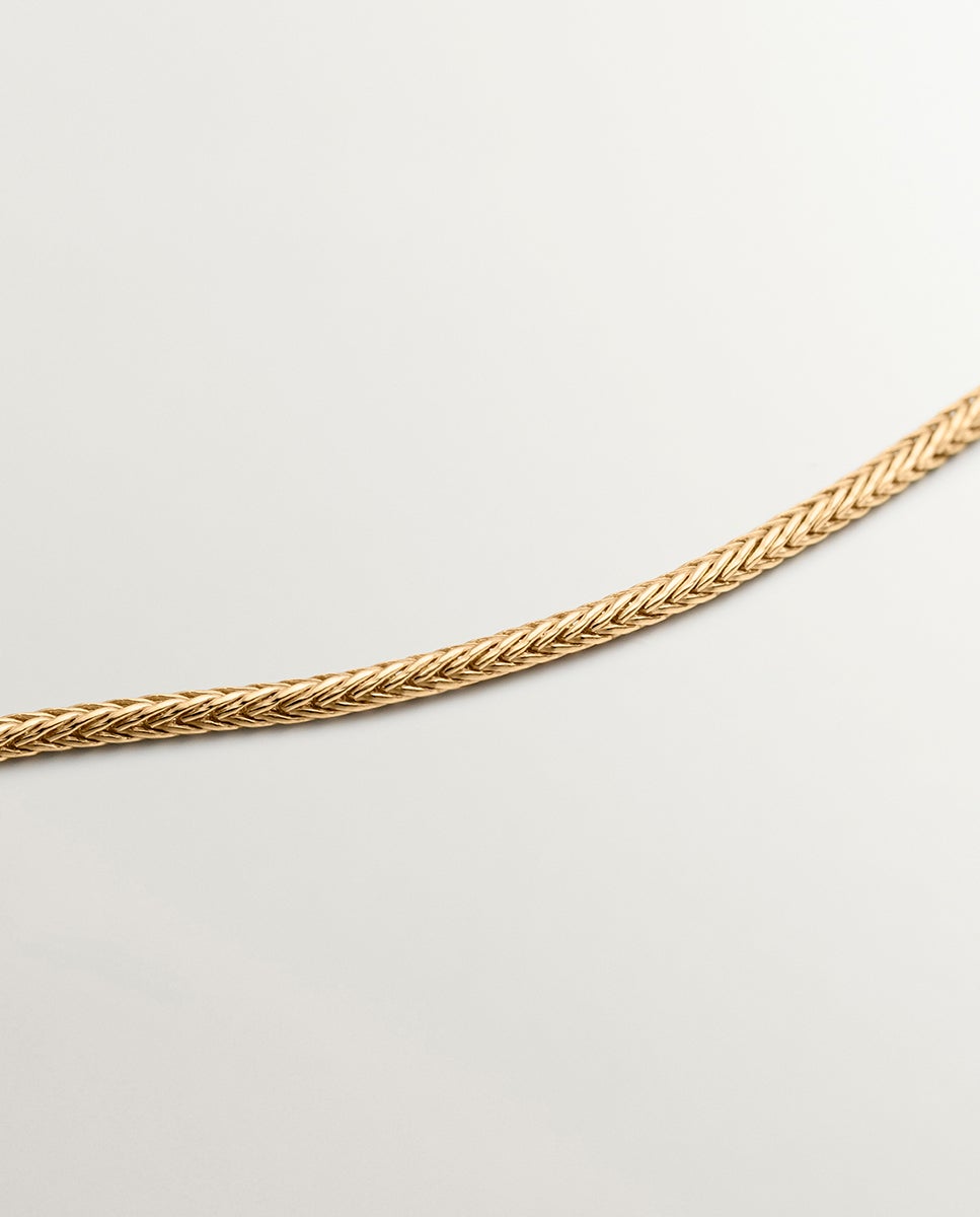 Pendente Circular Grande de Prata 925 com Banho em Ouro Amarelo de 18k com Relevo Ouro-3