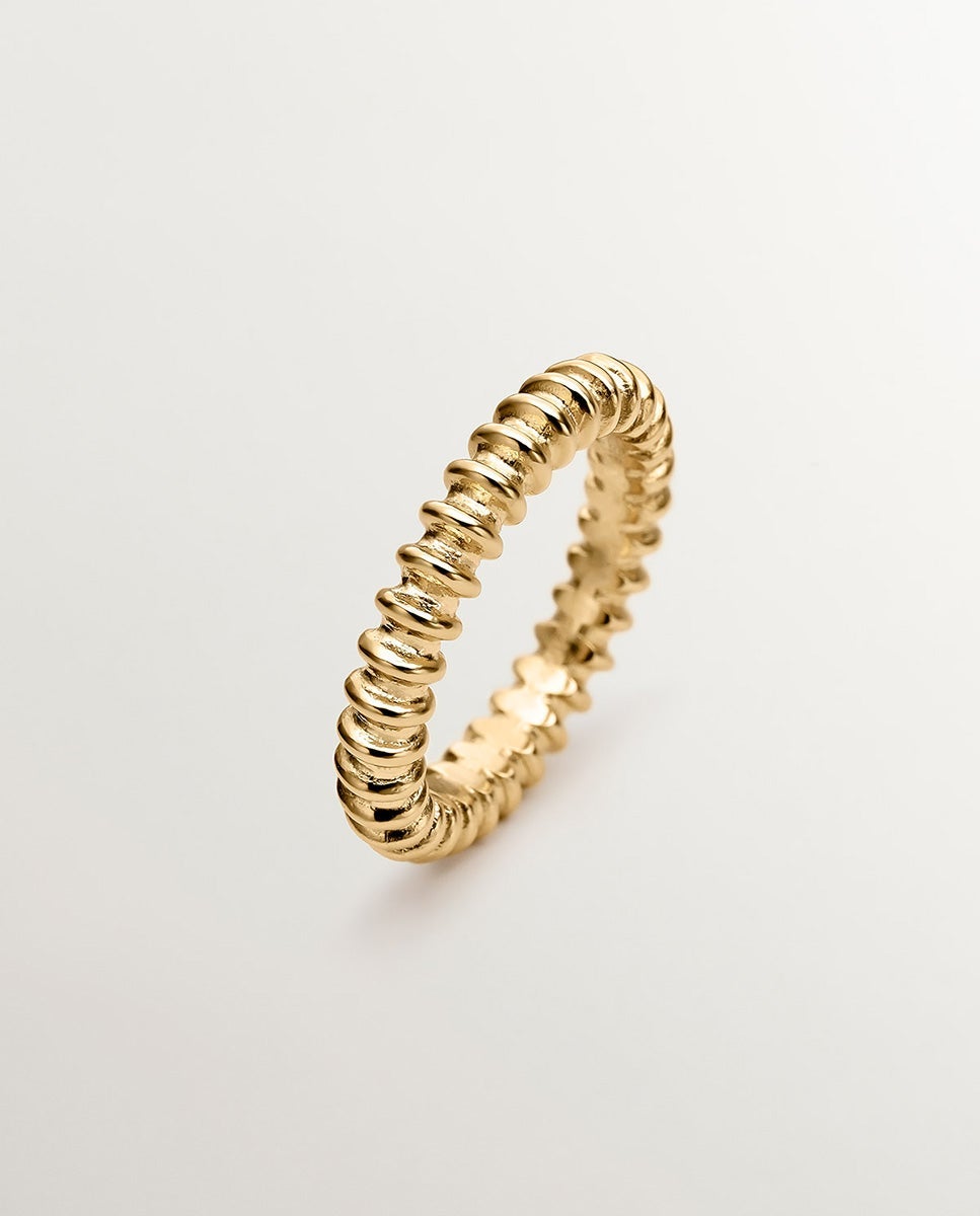 Anel de Prata 925 com Relevo Ouro-1