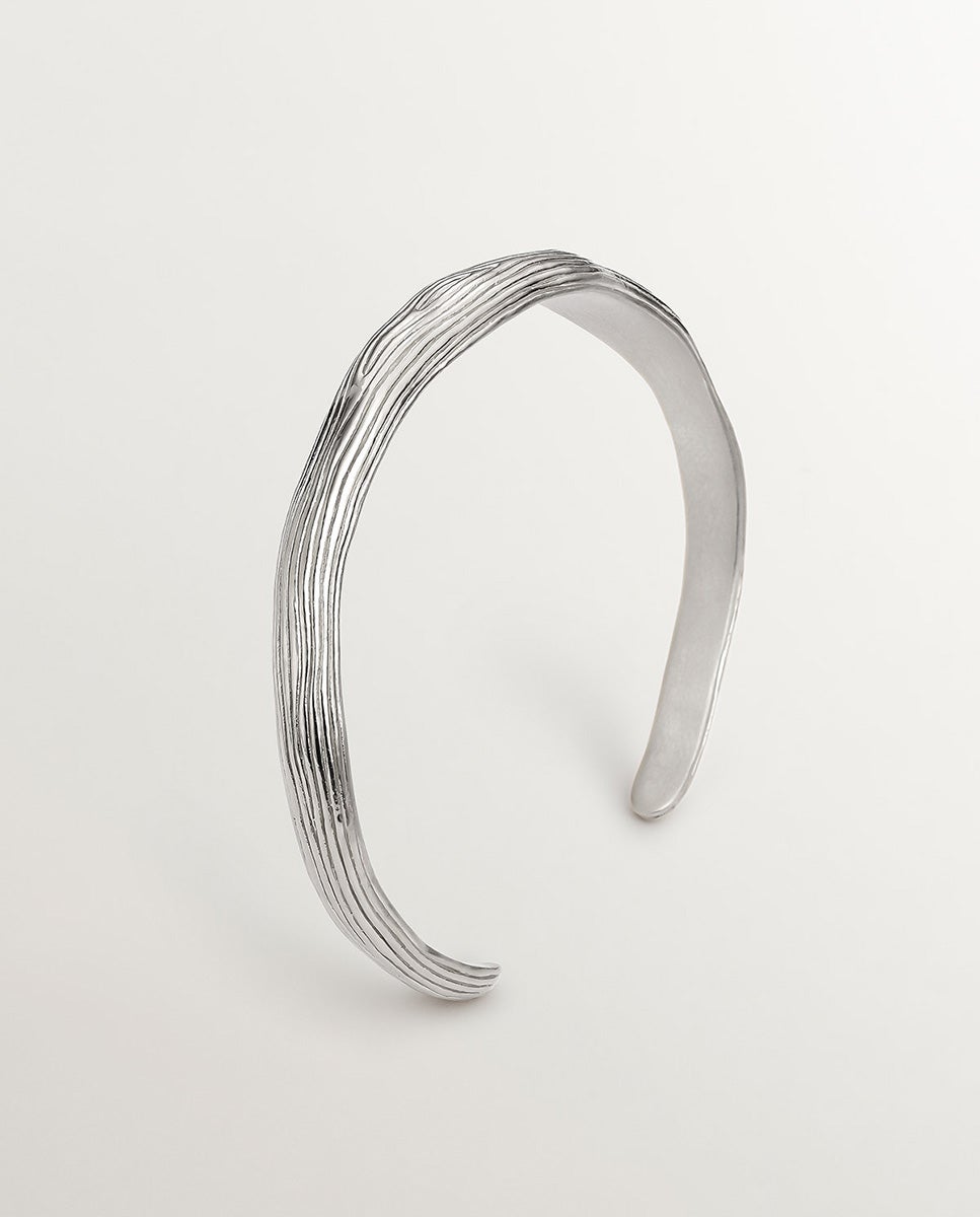 Imagem 0 de Pulseira de Prata 925 com Relevo e Forma Irregular