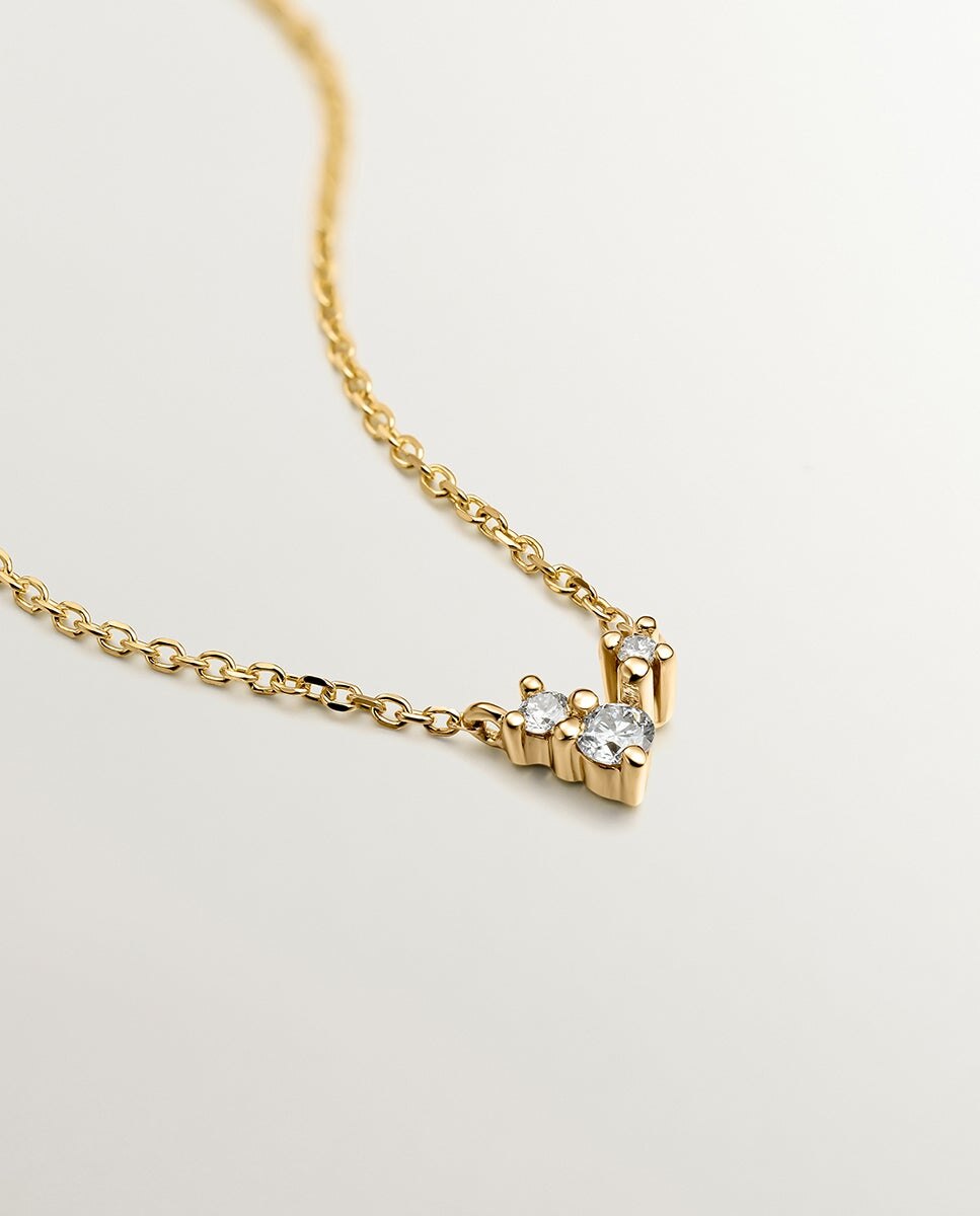 Pendente de Ouro Amarelo 18k com Três Diamantes Branco-3
