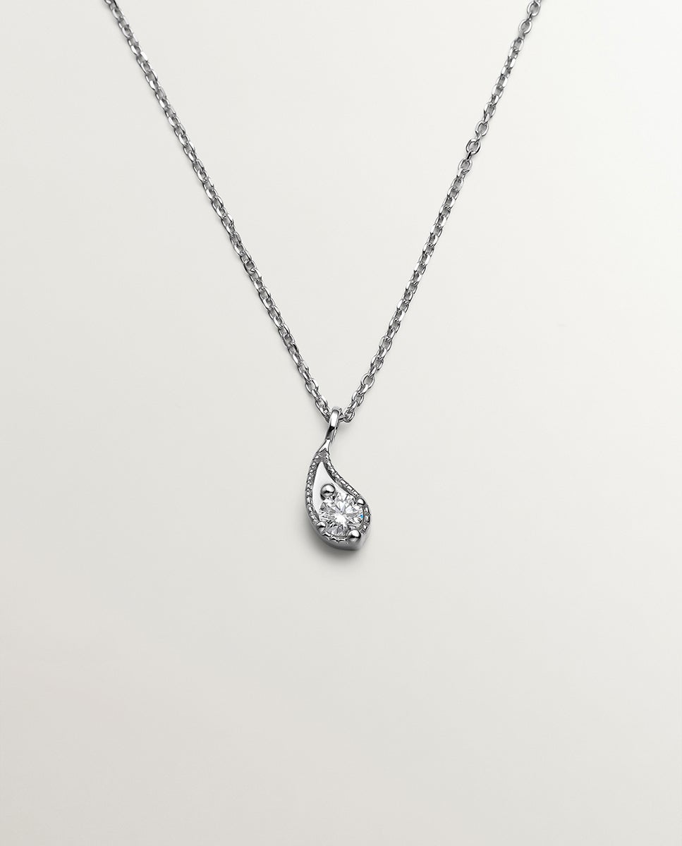 Pendente de Ouro Branco de 9k com Gota e Diamantes Brancos Branco-1
