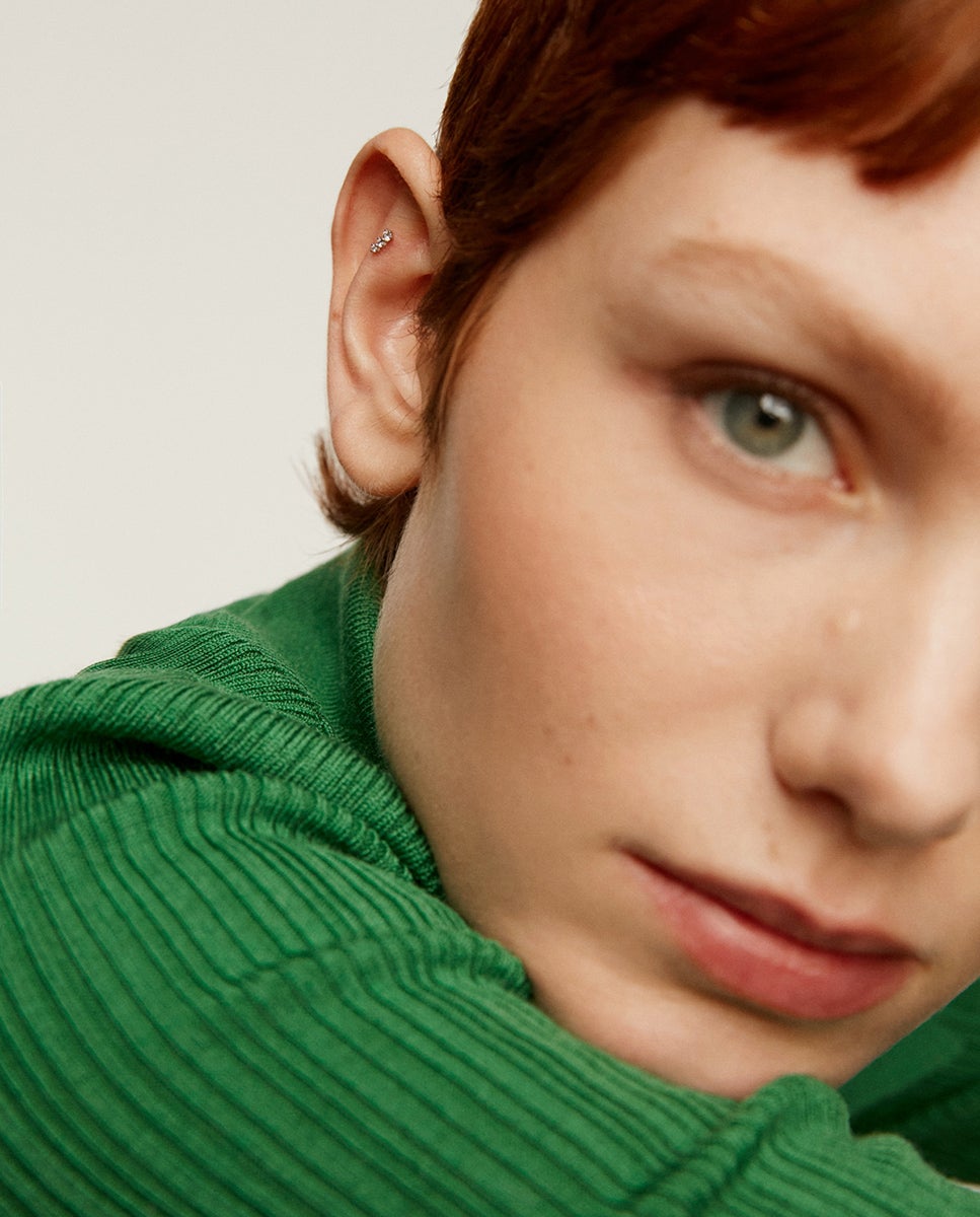 Piercing de Ouro Branco de 18k com Diamantes Branco-4