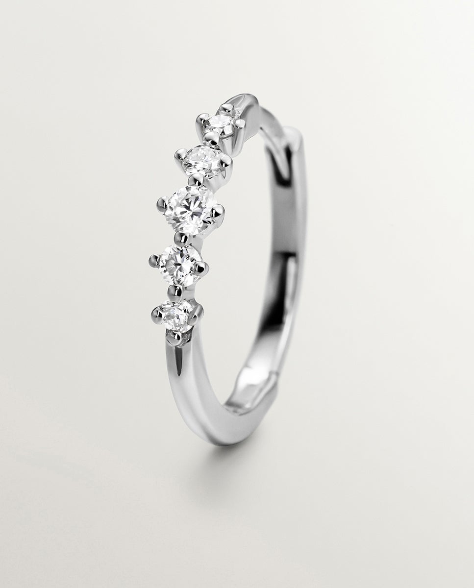 Brinco Individual de Argola de Ouro Branco 18k com Diamantes 0,016 Cts Branco-1