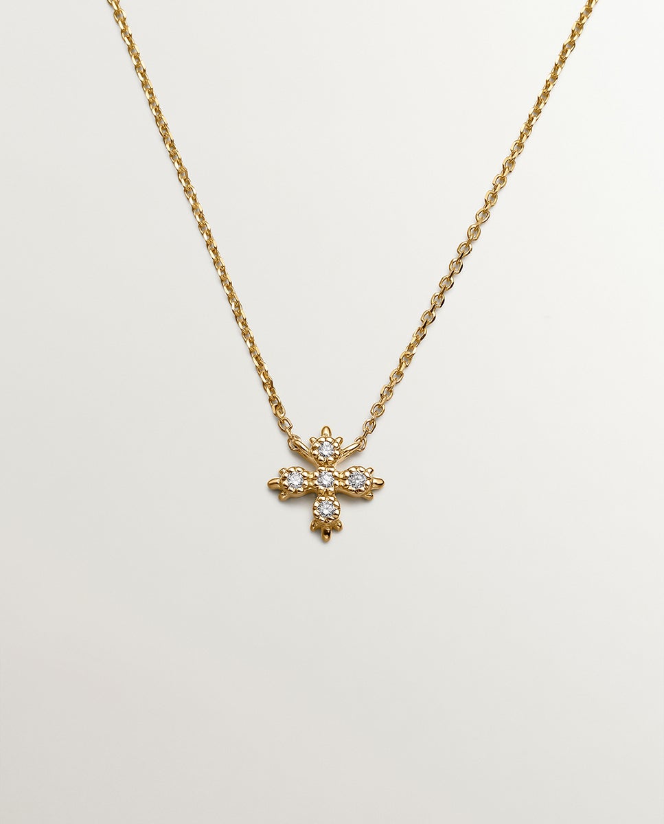 Pendente de Ouro Amarelo de 18k com Cruz de Diamantes Branco-1