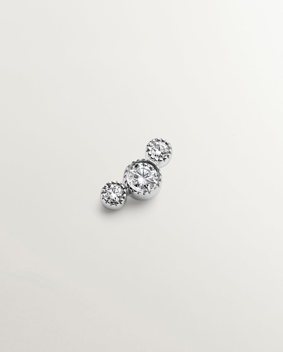 Brinco Individual de Ouro Branco de 18k com Diamantes 0,0187 Cts Branco-1