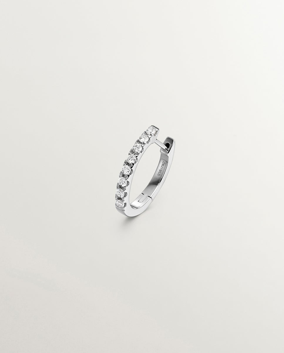 Brinco de Argola Individual Pequeno de Ouro Branco 18k com Diamantes Branco-1