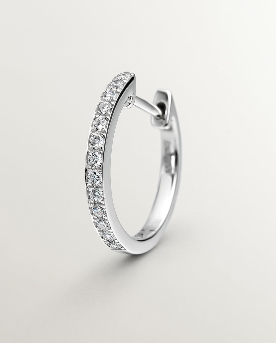 Brinco de Argola Individual de Ouro Branco 18k com Diamante em Lapidação Brilhante Branco-5