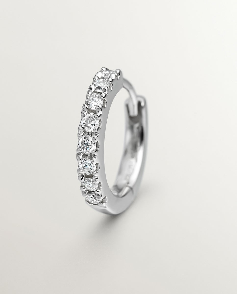Brinco de Aro Individual de Ouro Branco de 18K com Diamante em Lapidação Brilhante Branco-5