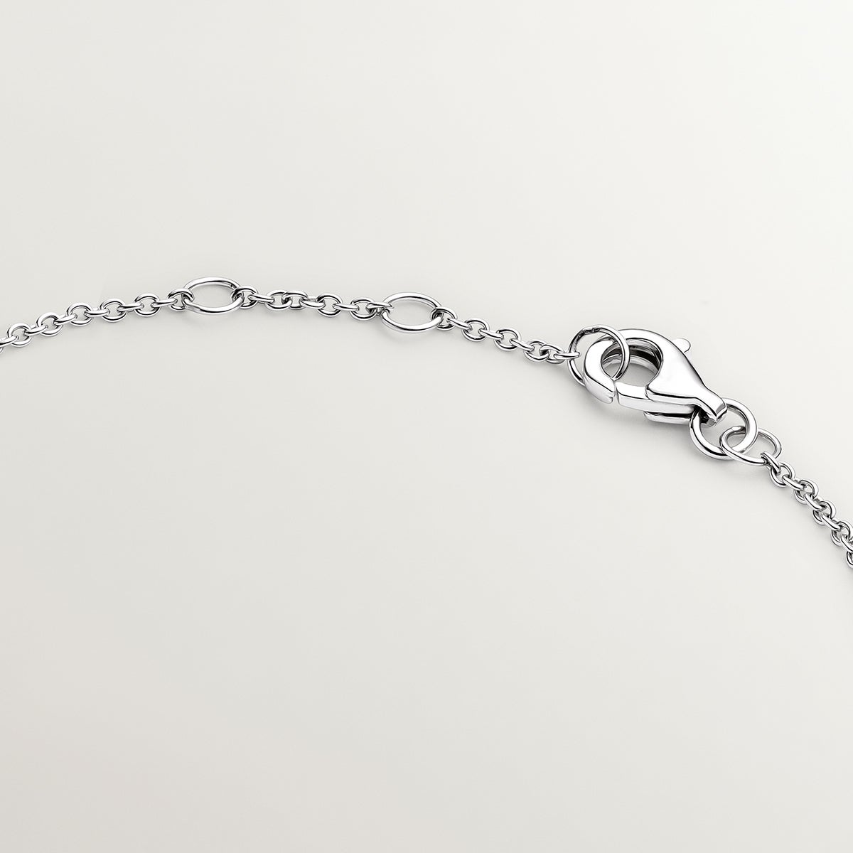 Pulseira de Ouro Branco de 18k com Infinito e Diamantes Branco-4