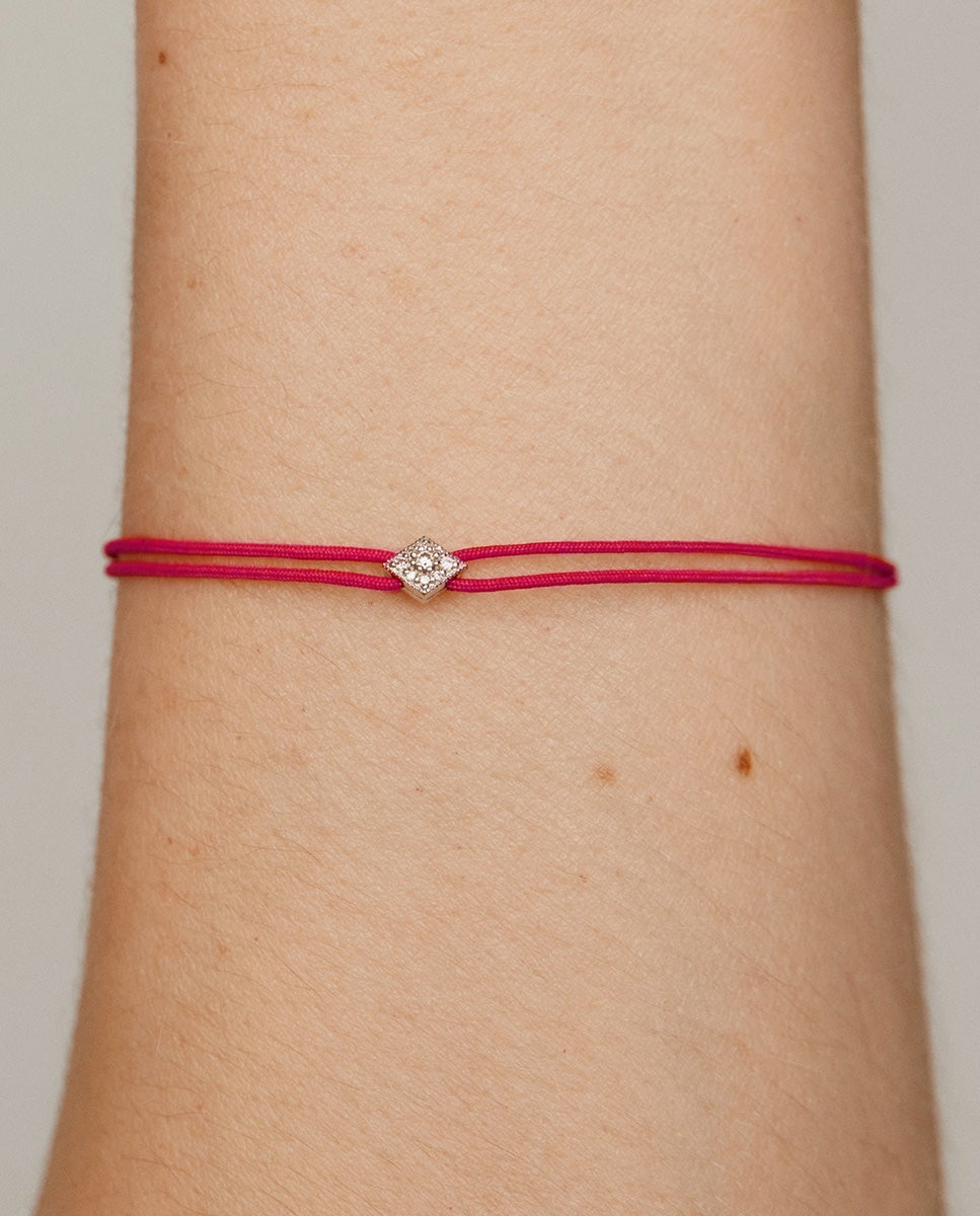 Pulseira de Fio e Ouro Amarelo 18k com Diamantes Branco-2