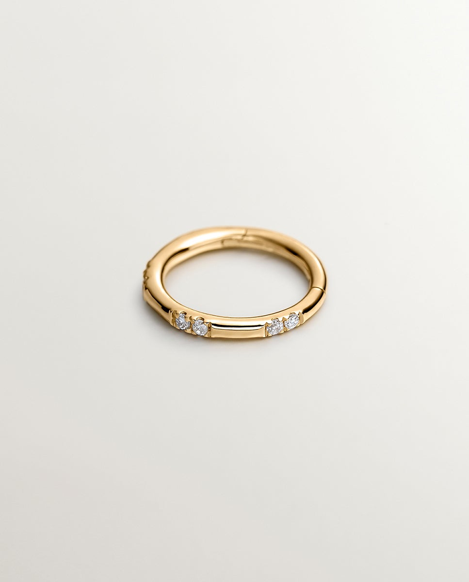 Brinco Individual de Argola de Ouro Amarelo 18k com Diamantes Branco-1