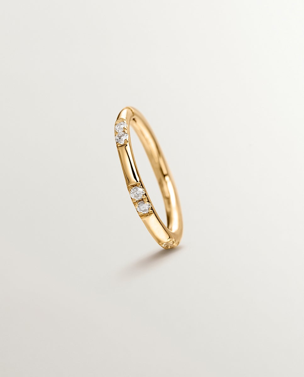 Brinco Individual de Argola de Ouro Amarelo 18k com Diamantes Branco-3
