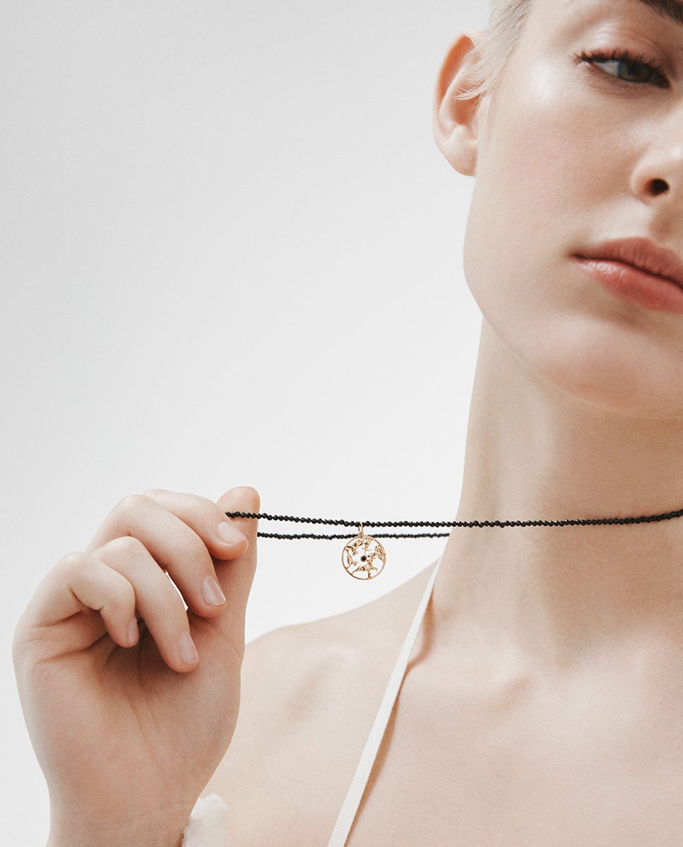 Charm de Prata 925 Banhada em Ouro Amarelo de 18k com Espinela Negra e Animais Preto-4
