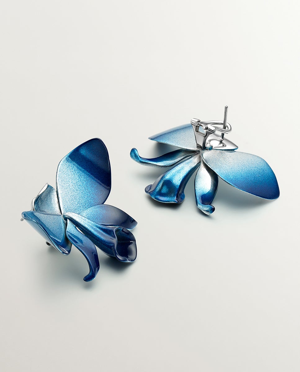Brincos de Prata 925 com Forma de Orquídea, Esmalte Azul Degradado e Efeito Polido Azul-6