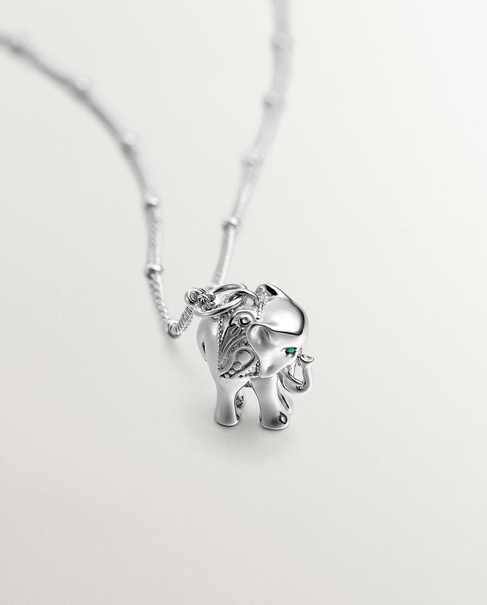 Charm de Prata 925 com Ônix Verde e Forma de Elefante Verde-5