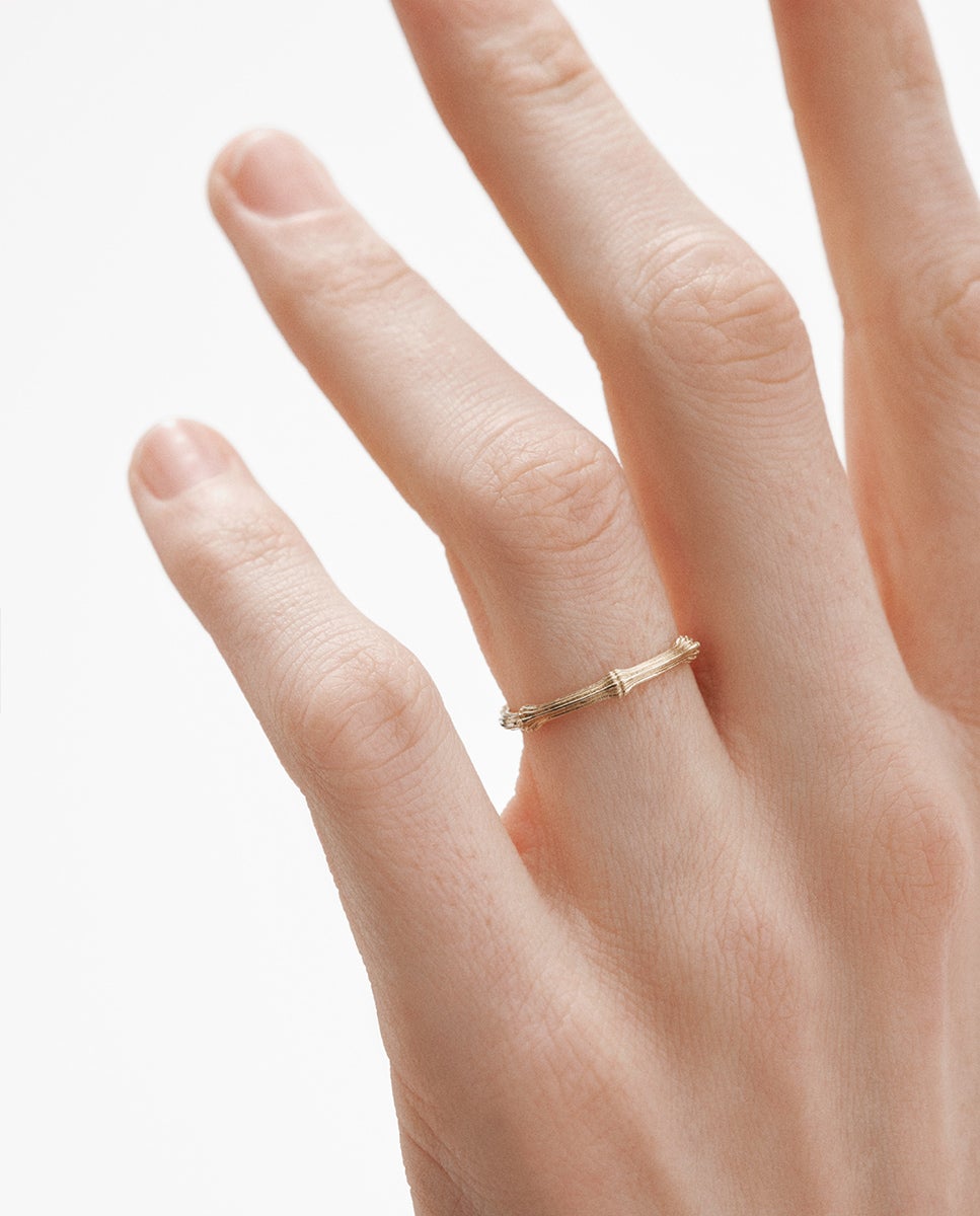 Anel de Ouro Amarelo de 9k com Textura de Bambu Ouro-2