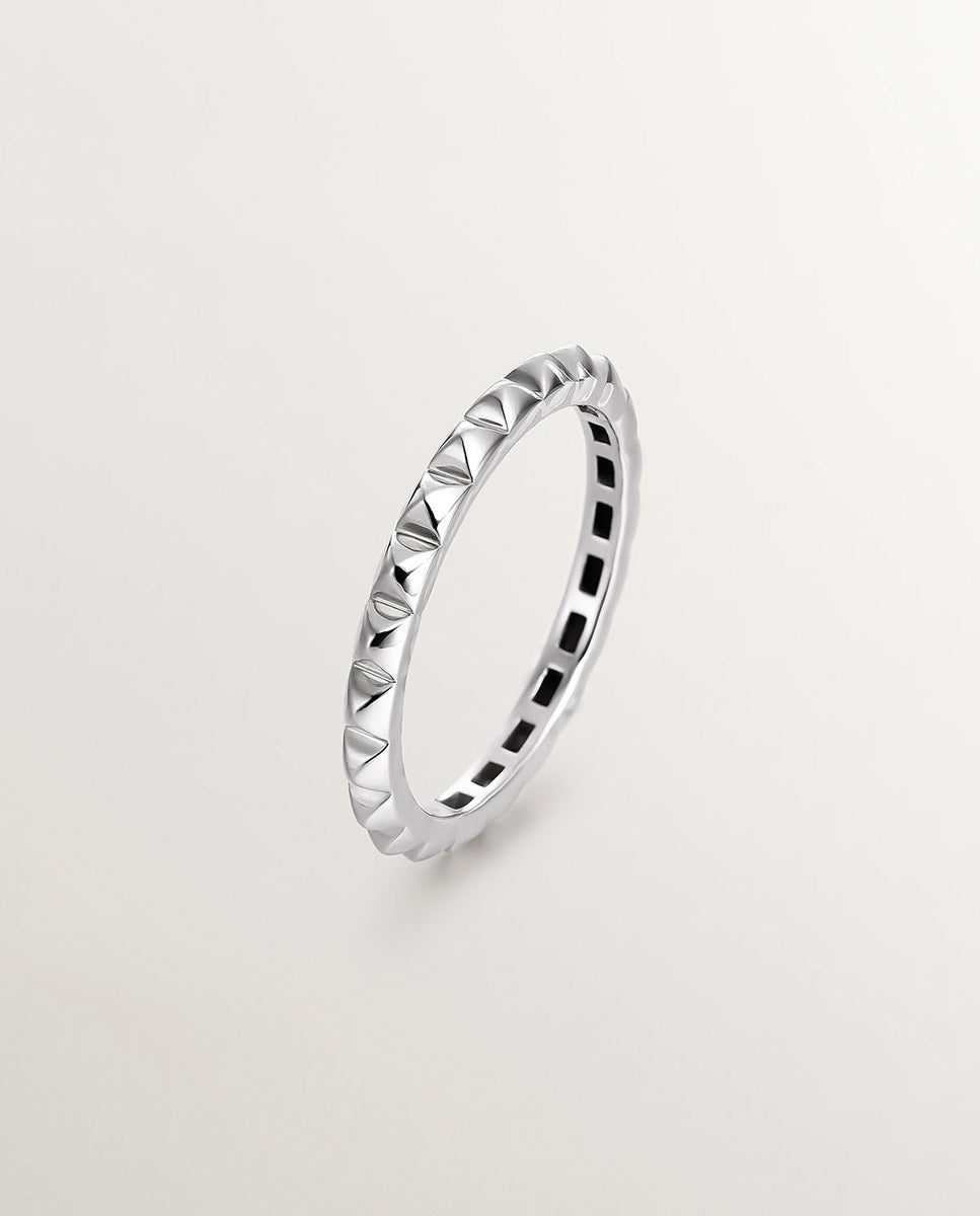 Anel de Ouro Branco de 9k com Tachas Ouro-1