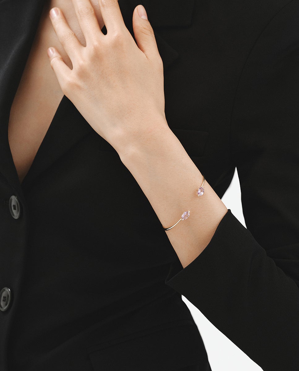 Pulseira Aberta de Ouro Amarelo de 9k com Ametistas Rosa e Diamantes Rosa-4