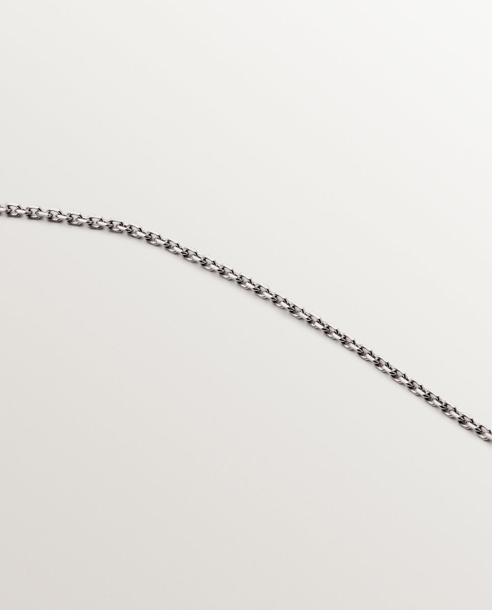 Colar de Ouro Branco de 9k com Forma de Losango e Diamantes Branco-5