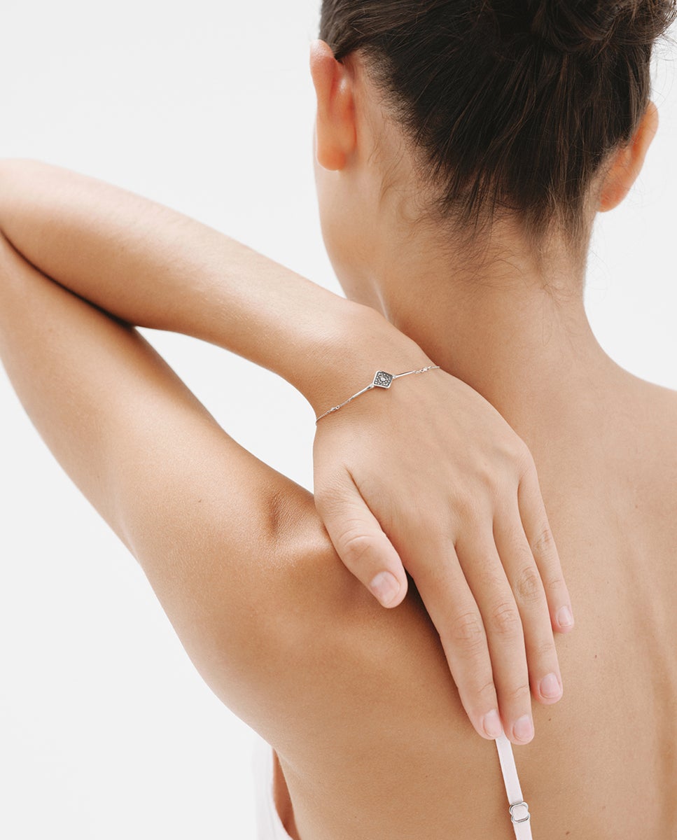 Pulseira de Ouro Branco de 9k com Forma de Losango e Diamantes Branco-2