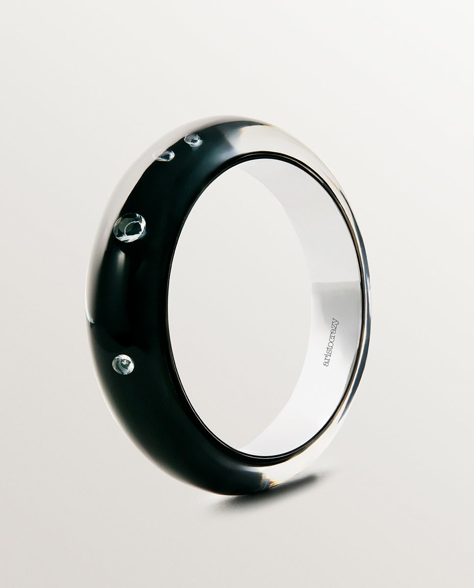 Pulseira Rígida de Prata 925 com Esmalte em Preto e Zirconites Suspensas em Resina Preto-3