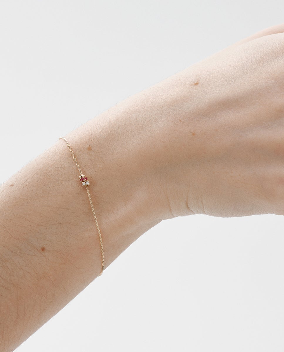 Pulseira de Ouro Amarelo de 9k com Rubis e Diamantes Vermelho-2