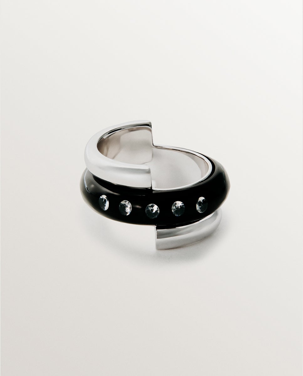 Anel de Prata 925 com Esmalte em Preto e Zirconitas Suspensas em Resina Preto-3
