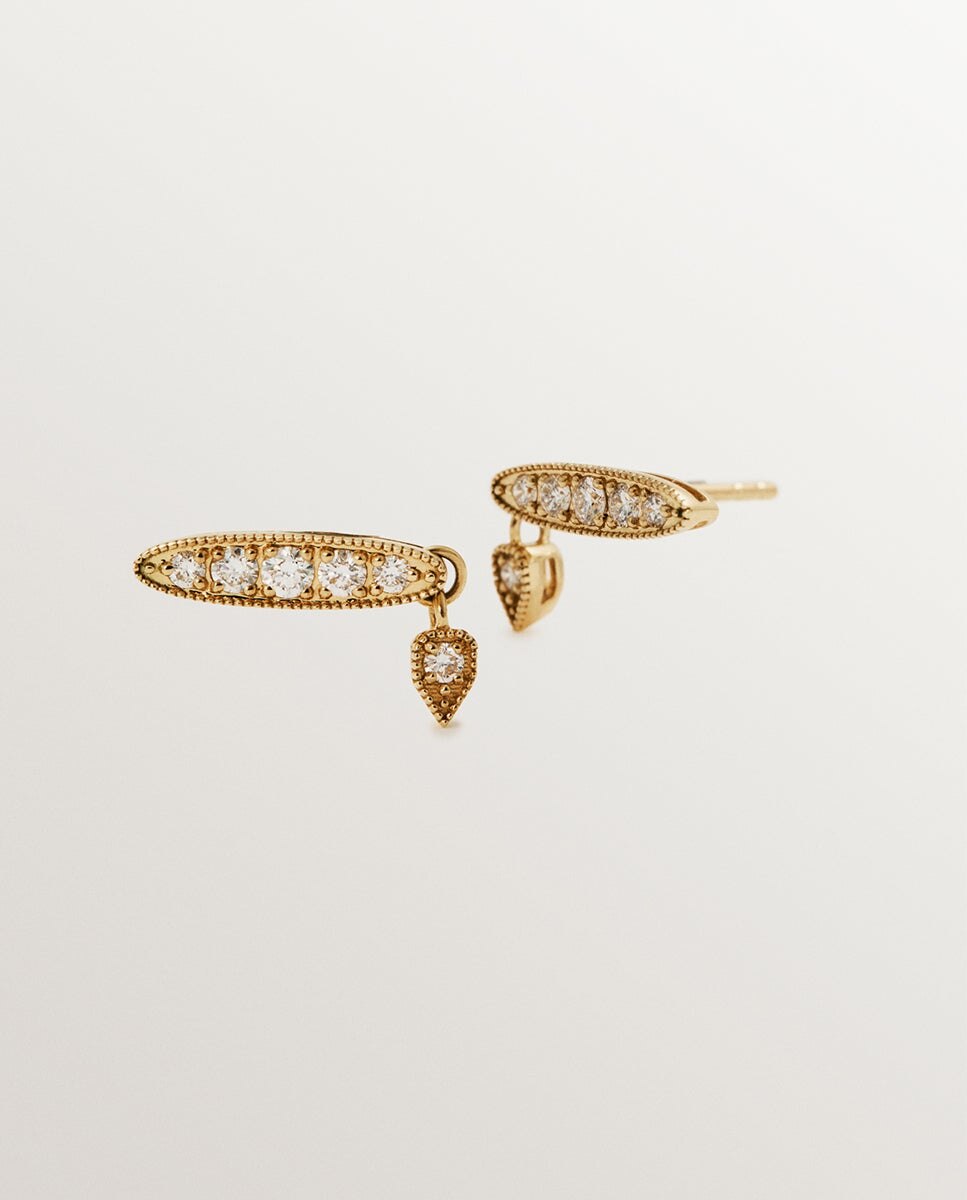 Imagem 0 de Brincos de Ouro Amarelo de 18k com Diamantes em Corte Brilhante
