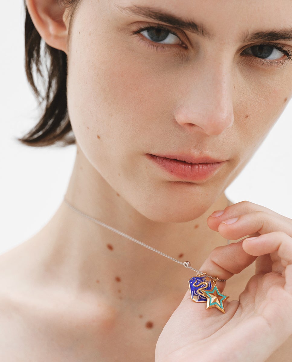 Charm de Prata 925 Banhada em Ouro de 18k e Esmalte Azul com Motivo de Serpente Azul-6