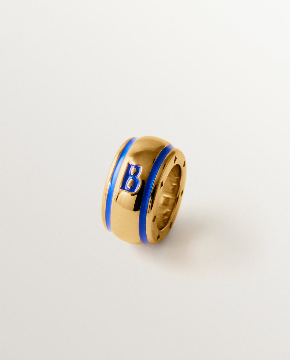Charm com Inicial B de Prata 925 Banhada em Ouro Amarelo de 18k e Esmalte Azul com Forma Circular Azul-1
