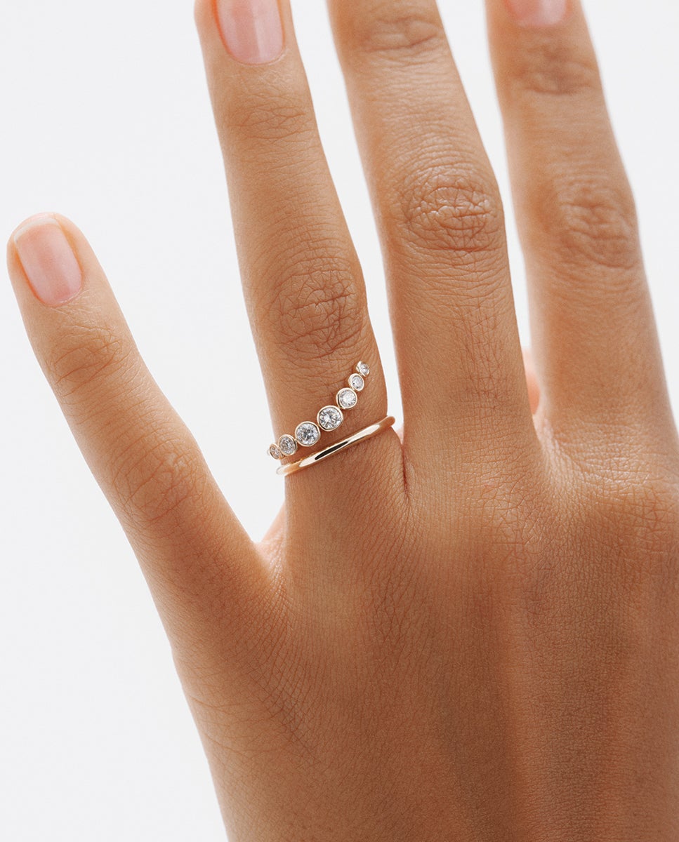 Anel com Pedras de Ouro Amarelo de 9k com Diamantes Ouro-2