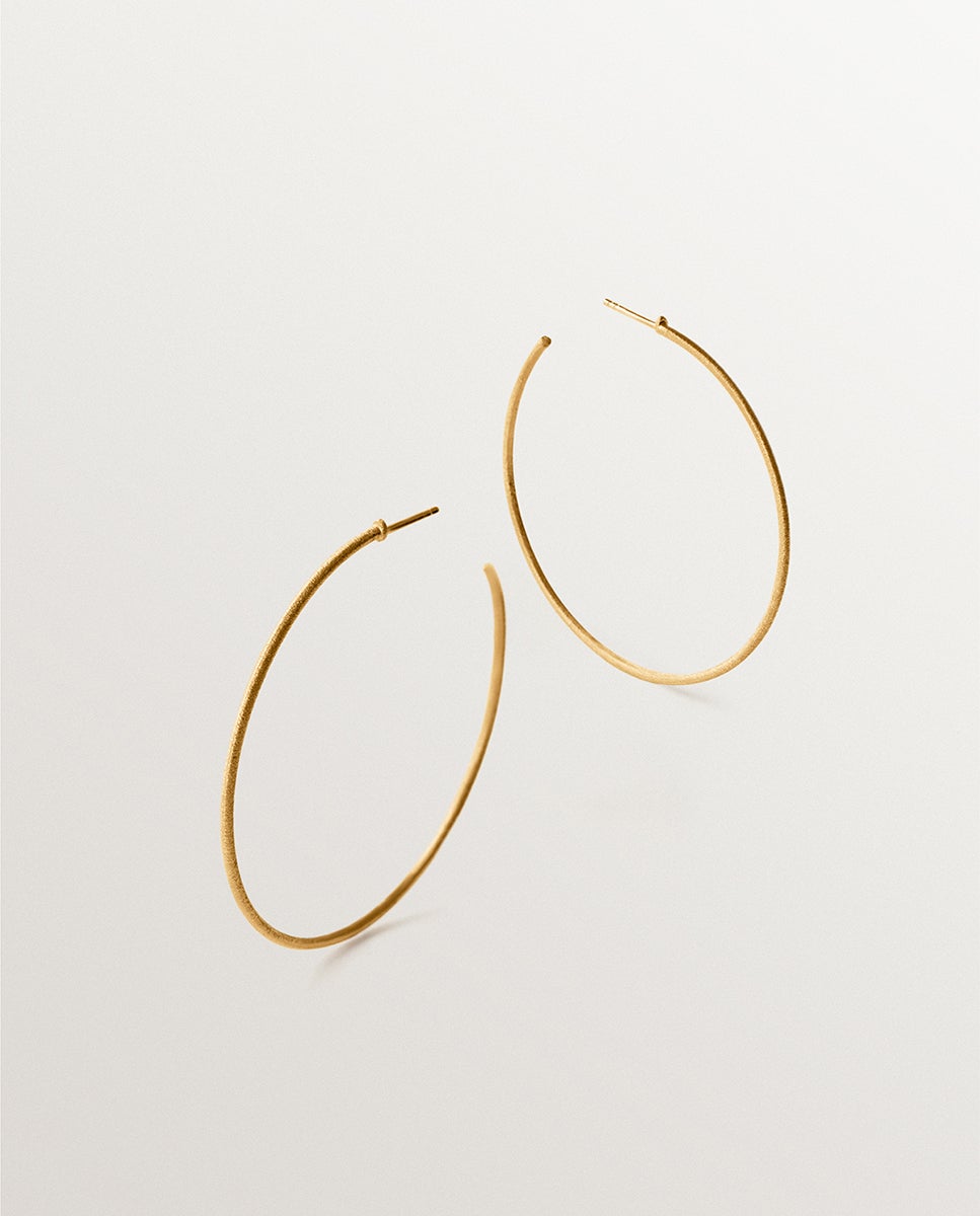 Brincos de Argola em Prata 925 Banhada em Ouro Amarelo de 18k com Textura Ouro-5