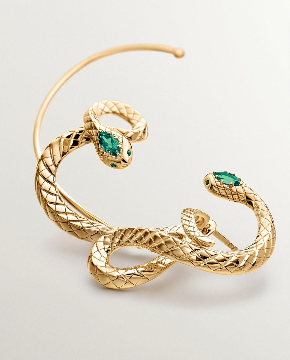Brinco Individual de Prata 925 Banhada em Ouro Amarelo de 18k com Ônix Verde em Forma de Serpente Verde-3