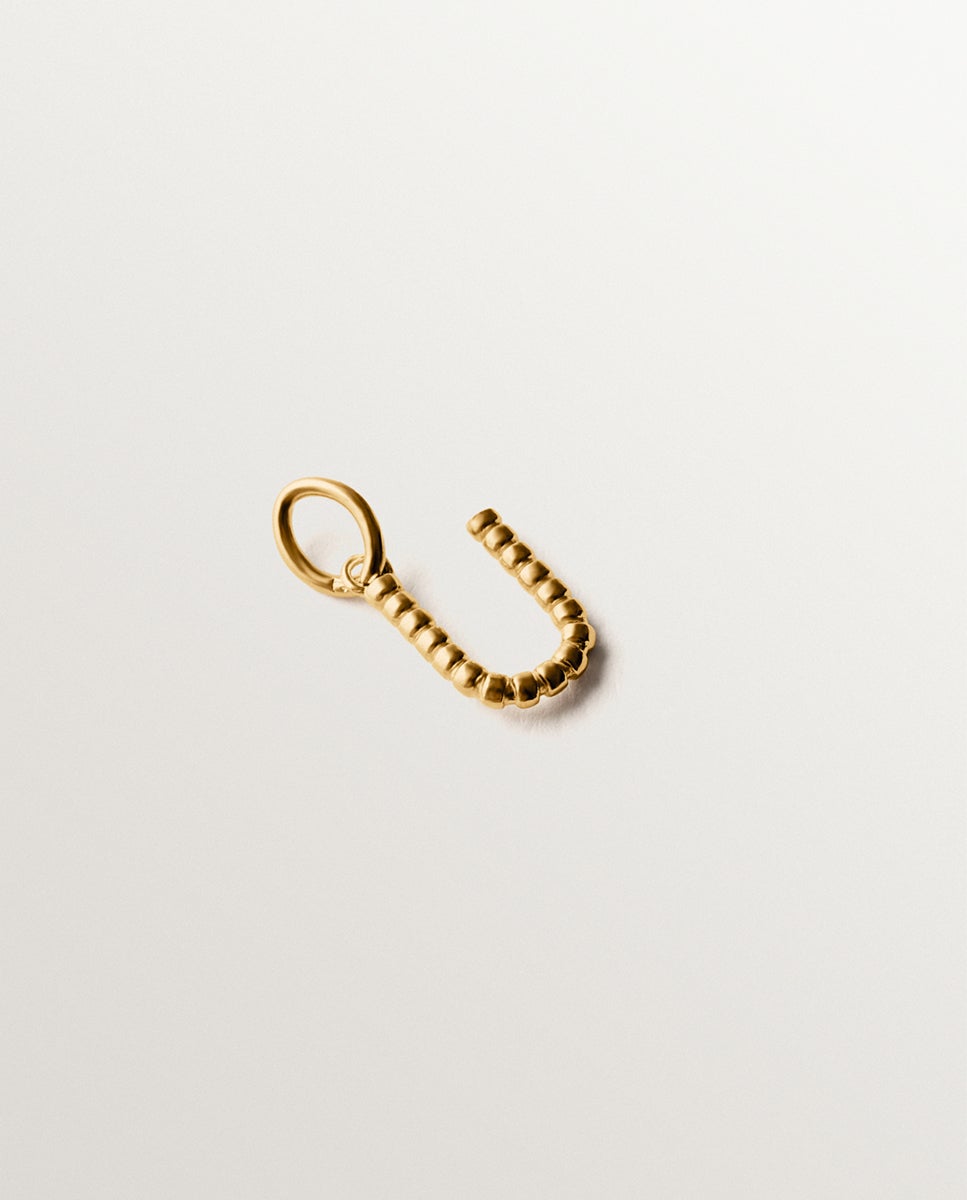 Charm de Prata 925 Banhada em Ouro Amarelo de 18k com Letra U e Motivos de Esferas Ouro-3