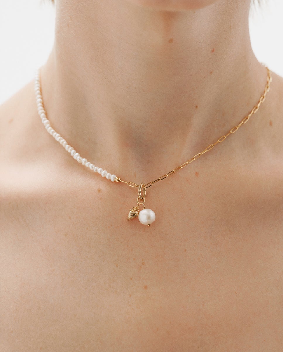 Charm de Prata 925 Banhada em Ouro Amarelo 18k com Pérola Ouro-2