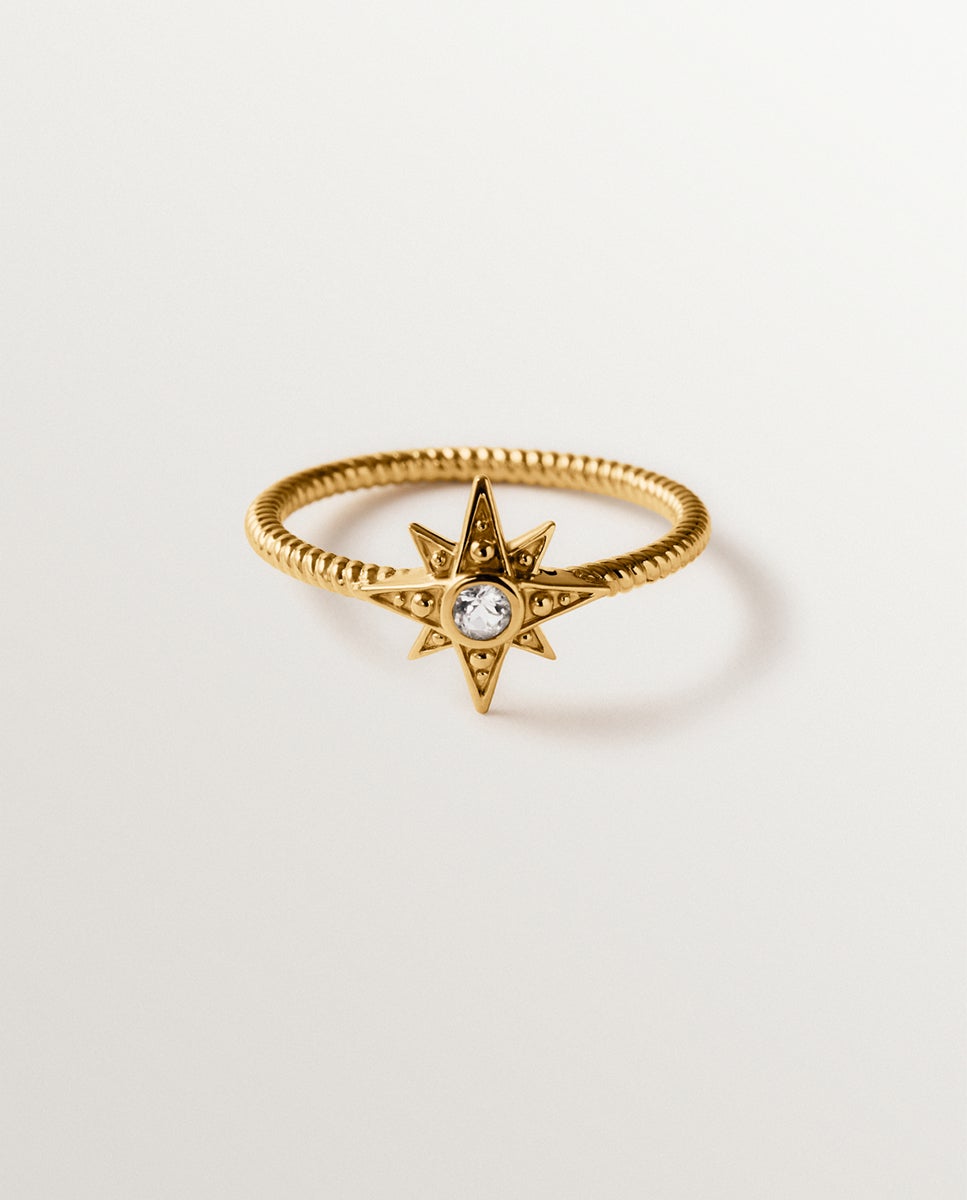 Anel com Pedras de Prata 925 Banhada em Ouro de 18k com Estrela e Topázio Branco em Textura Gallonada Ouro-3