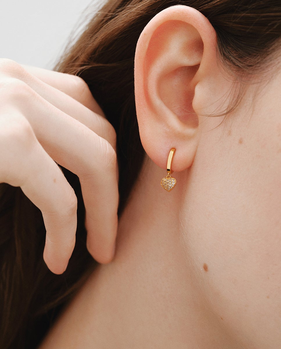 Brincos de Gota de Prata Banhada em Ouro Amarelo de 18k, Topázios Brancos e Forma de Coração Ouro-2