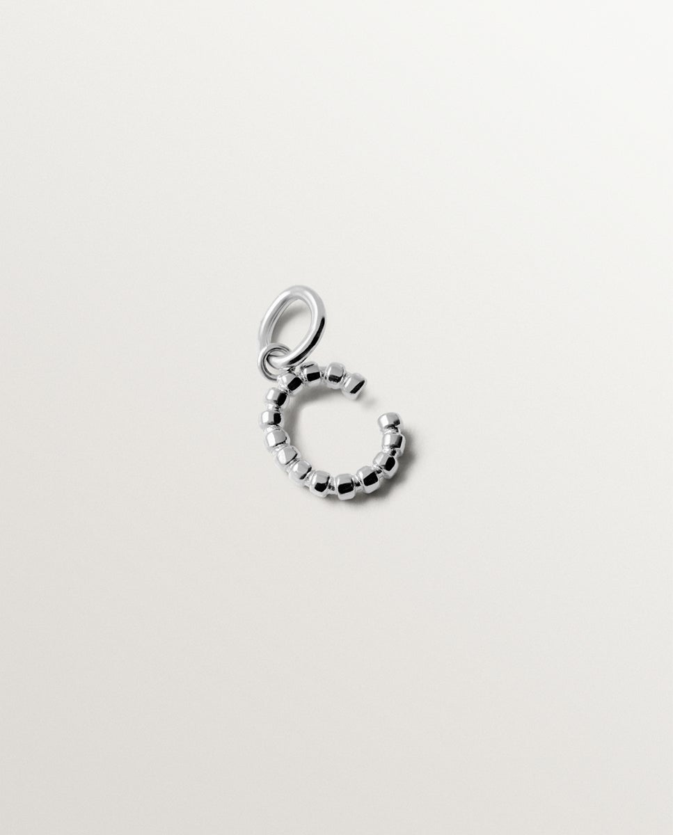 Charm de Prata 925 com Letra C e Motivos de Esferas Prata-1