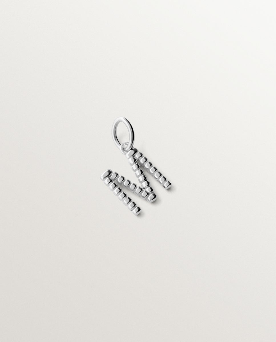 Charm de Prata 925 com Letra M e Motivos de Esferas Prata-3