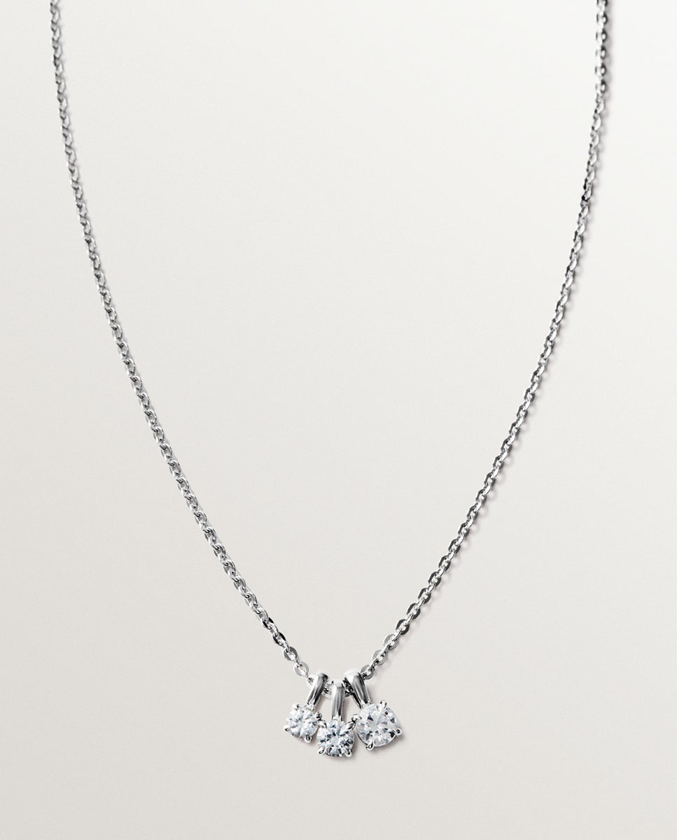 Imagem 0 de Colar de Prata 925 com Quartzos Brancos