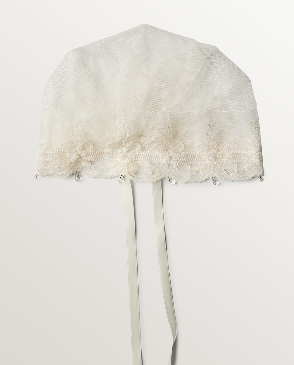Imagem 0 de Casquete de Renda com Cristais