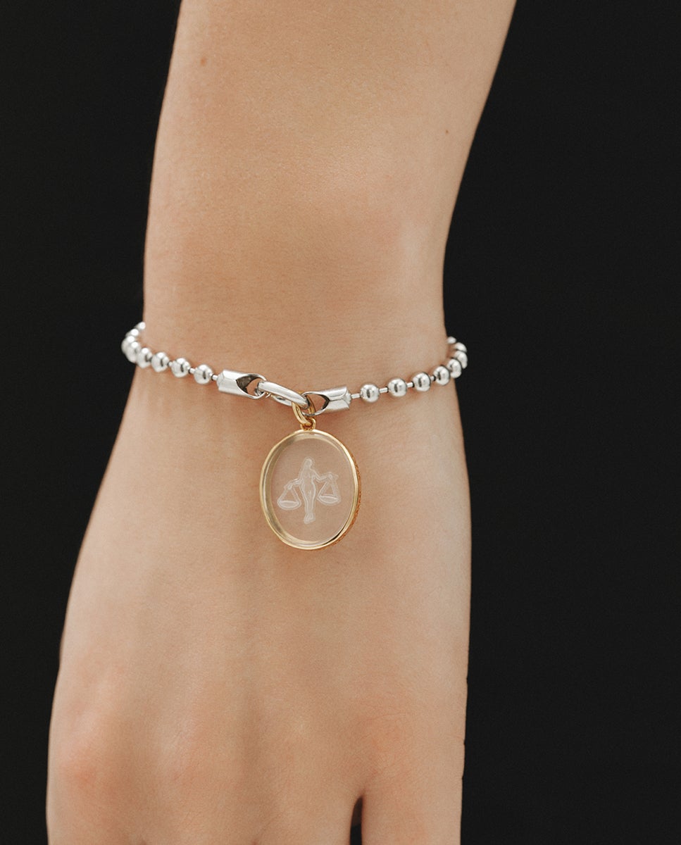 Charm Libra de Prata 925 Banhada em Ouro Amarelo de 18k e Cristal de Rocha Transparente-2