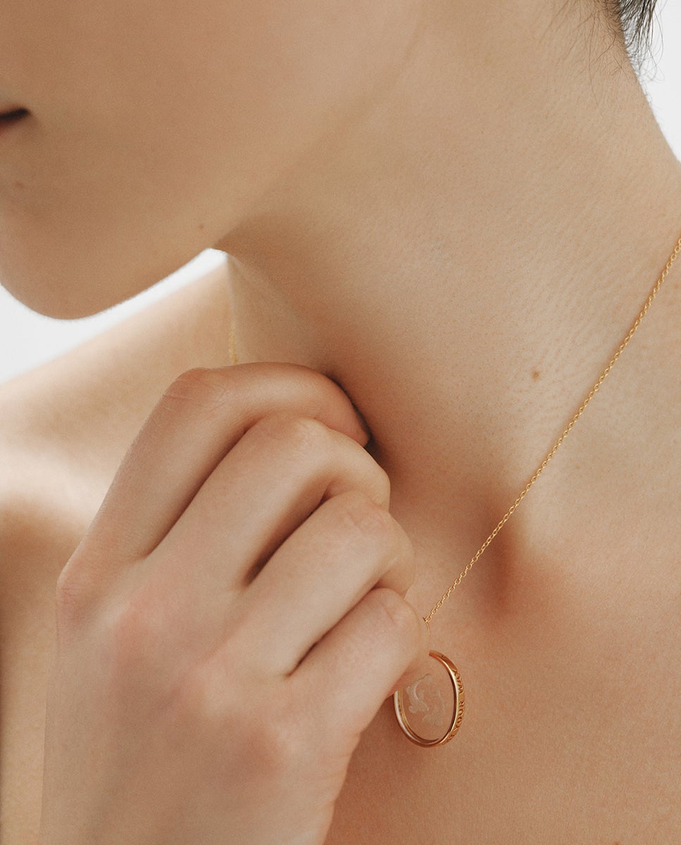 Charm Peixes de Prata 925 Banhada em Ouro Amarelo de 18k e Cristal de Rocha Transparente-2