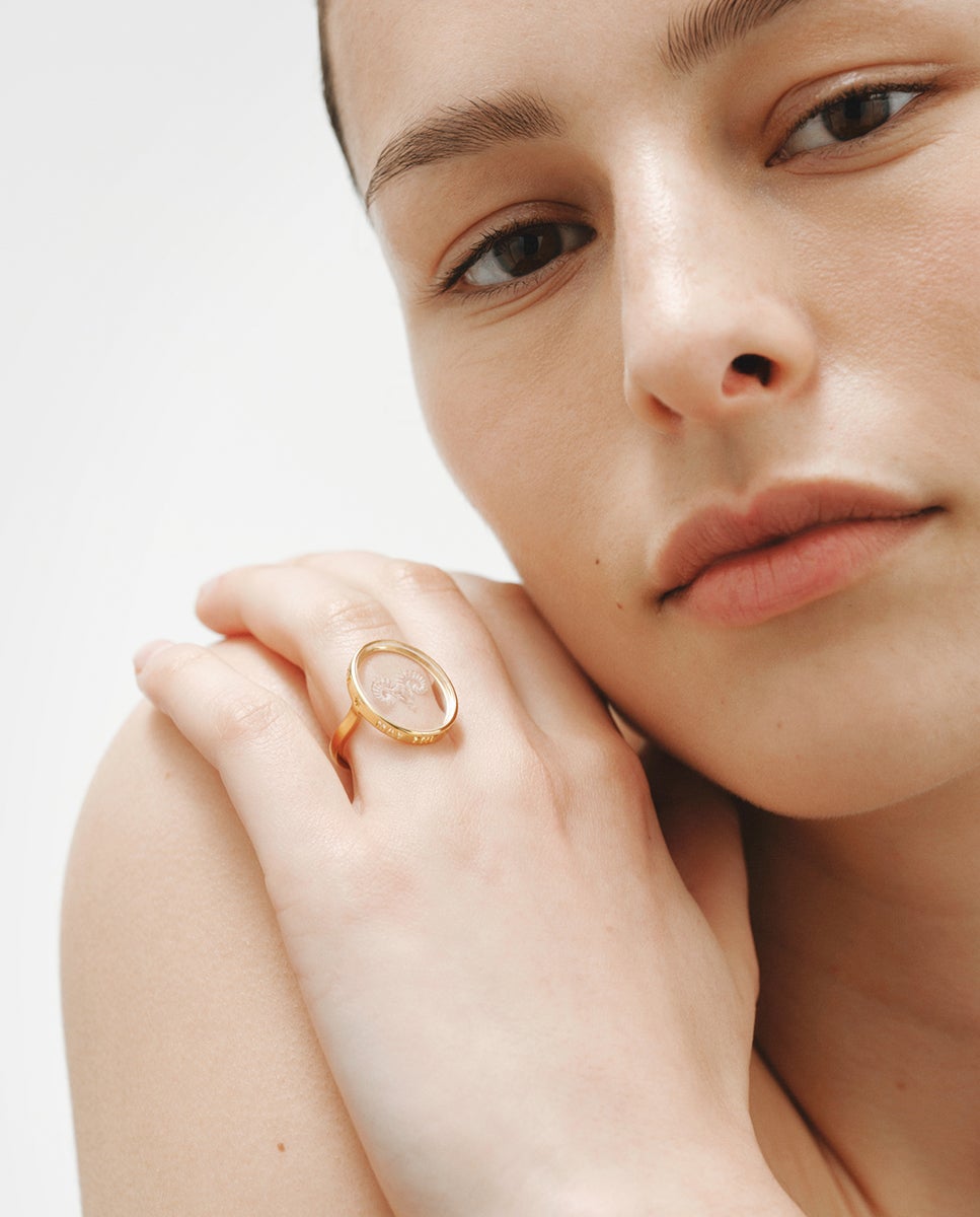 Anel Tipo Selo Aries de Prata 925 Banhada em Ouro Amarelo de 18k e Cristal de Rocha Transparente-4